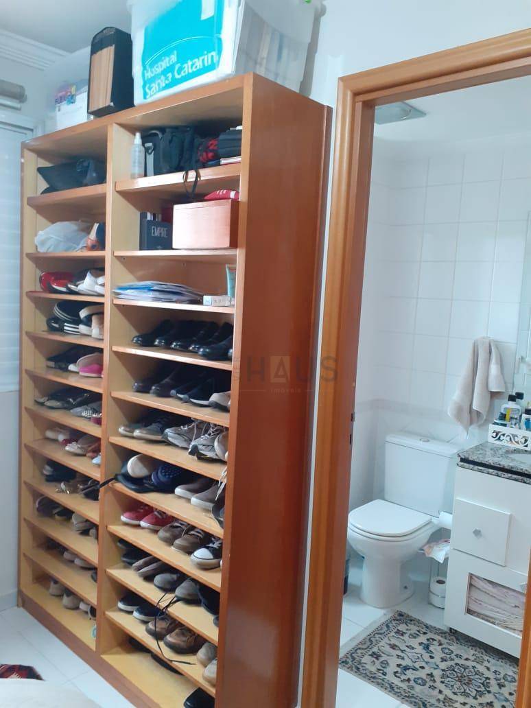 Apartamento à venda com 3 quartos, 140m² - Foto 13