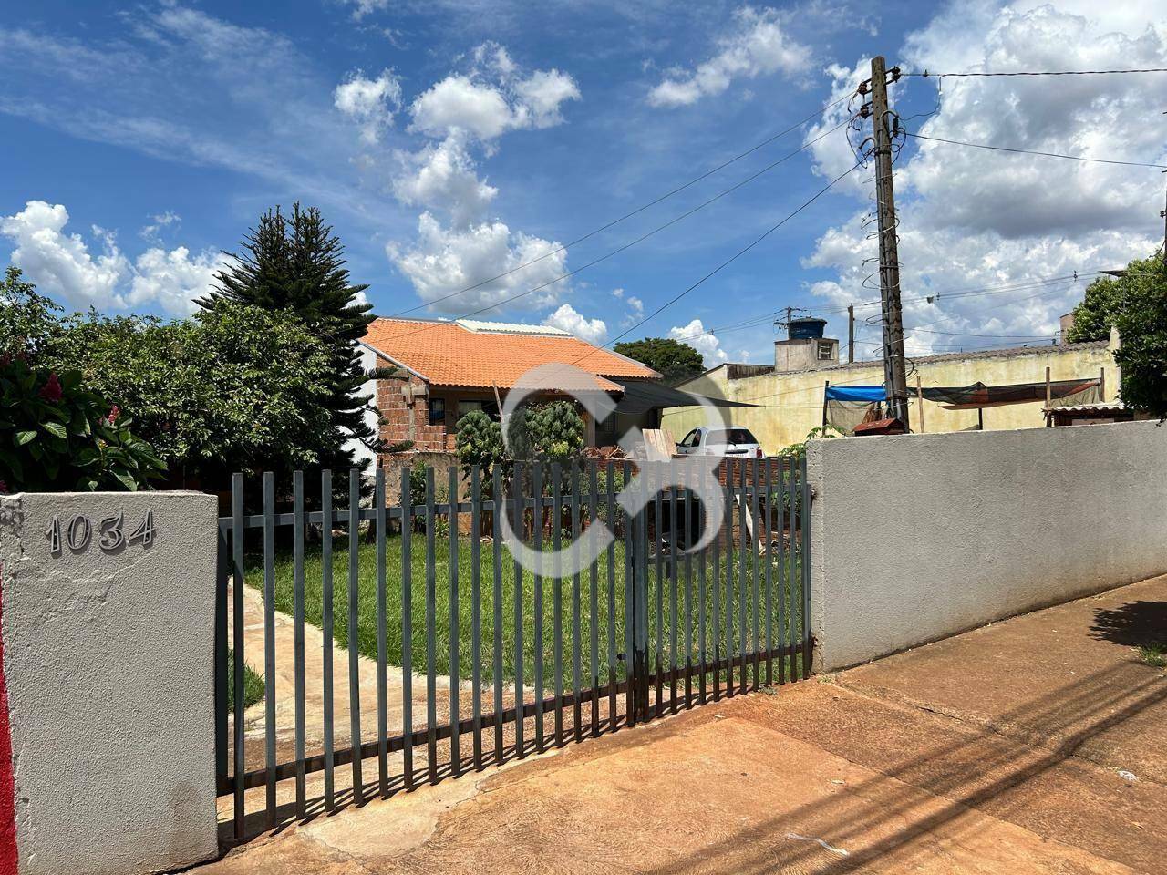 Casa à venda com 2 quartos, 360M2 - Foto 1