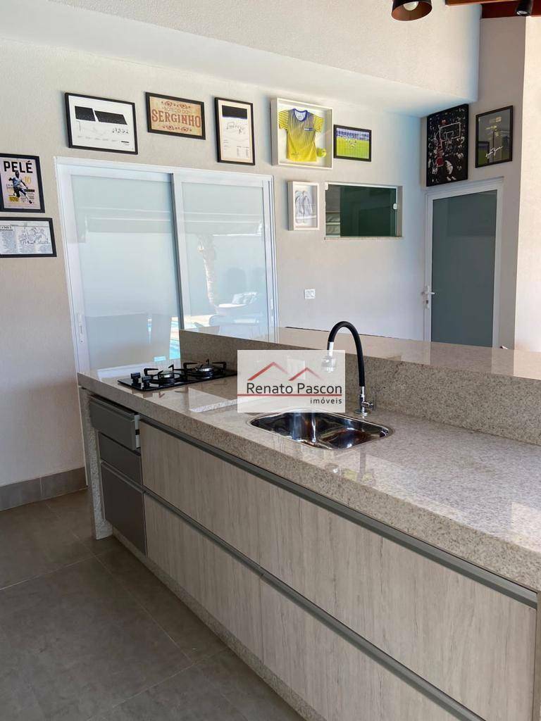 Casa à venda com 3 quartos, 315m² - Foto 7