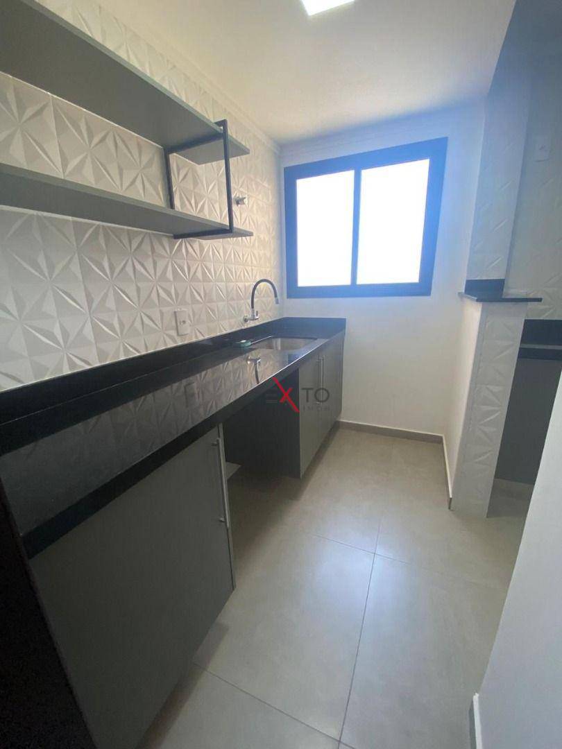 Apartamento à venda com 3 quartos, 93m² - Foto 7