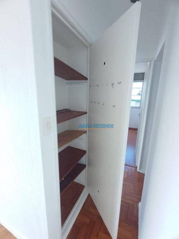 Apartamento à venda com 1 quarto, 37m² - Foto 13