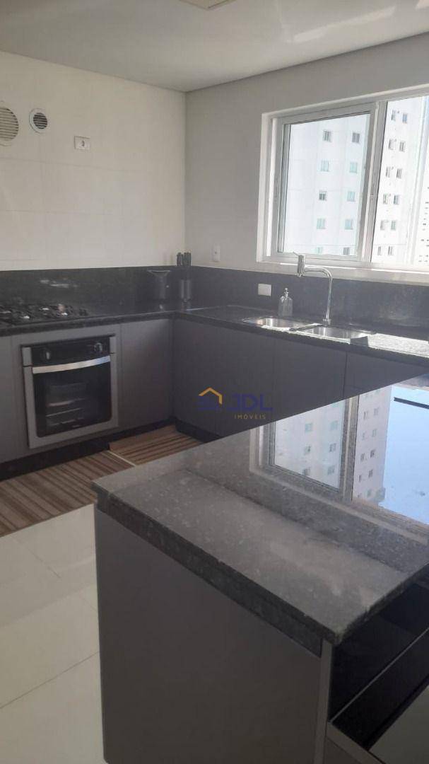 Cobertura à venda com 4 quartos, 200m² - Foto 6