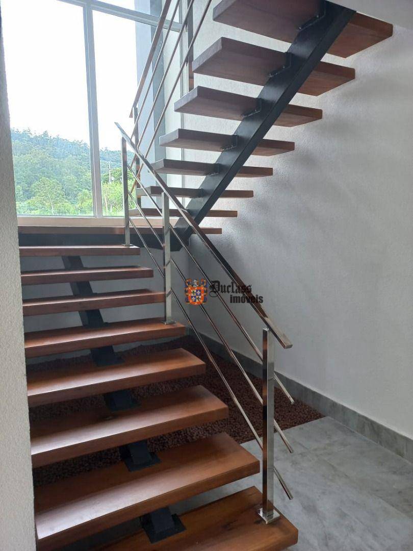 Sobrado à venda com 5 quartos, 550m² - Foto 91