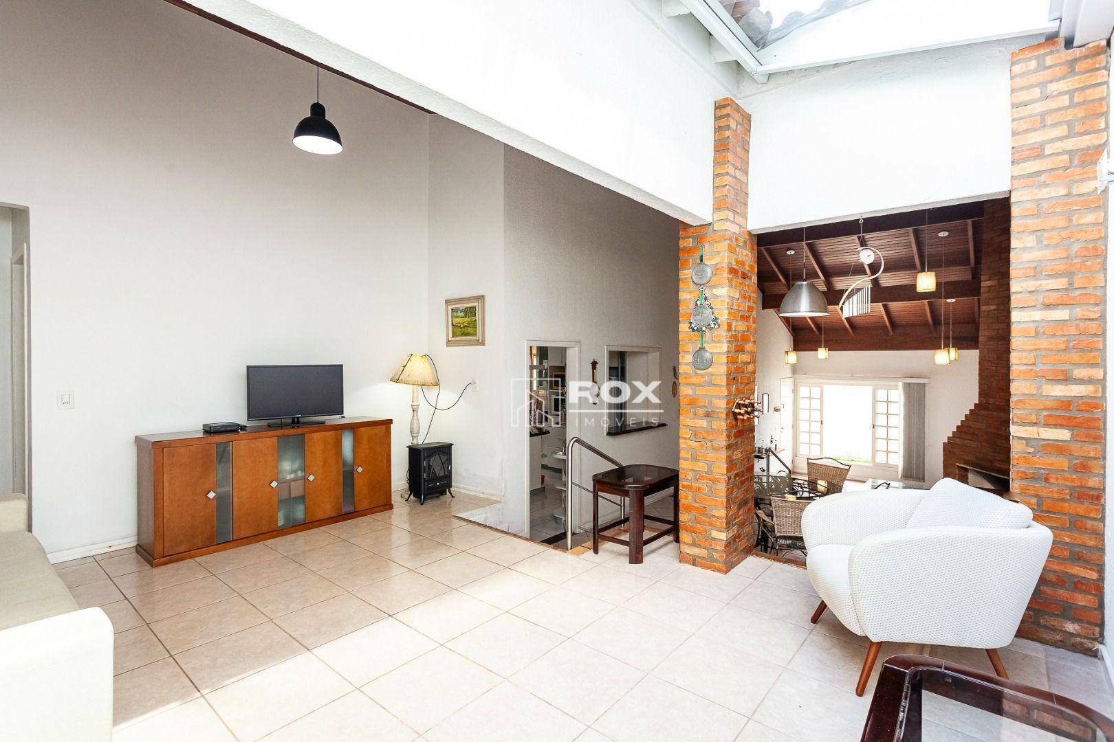 Casa à venda com 3 quartos, 194m² - Foto 21