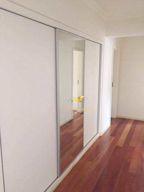 Apartamento à venda com 3 quartos, 256m² - Foto 9