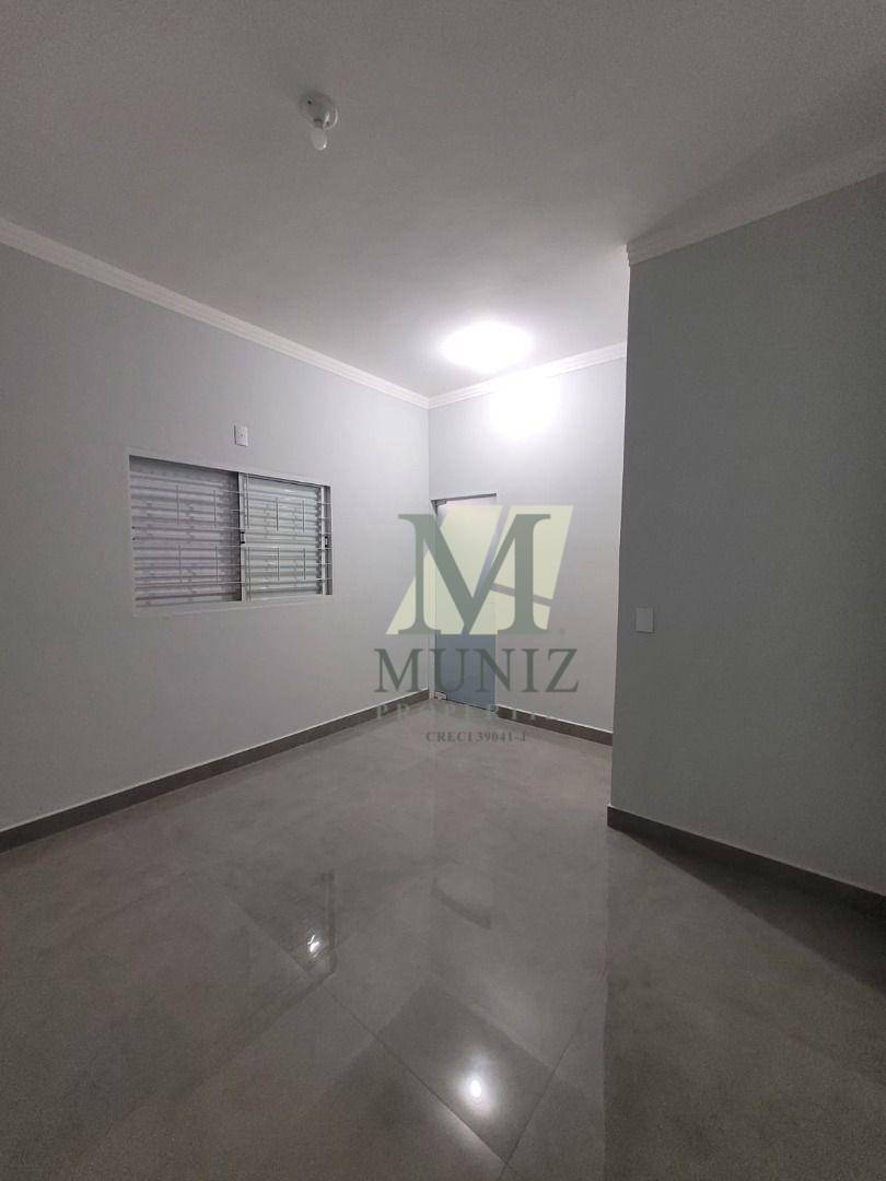 Casa à venda com 3 quartos, 184m² - Foto 7