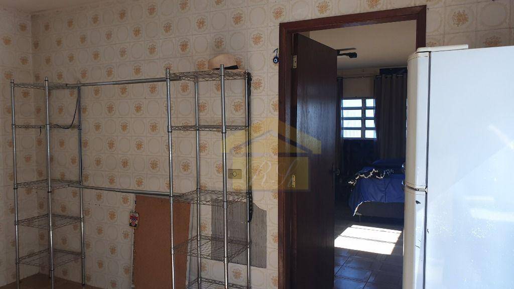 Casa à venda com 4 quartos, 194m² - Foto 37