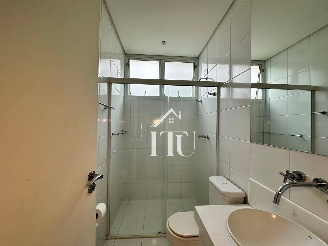 Chácara à venda e aluguel com 5 quartos, 900m² - Foto 18