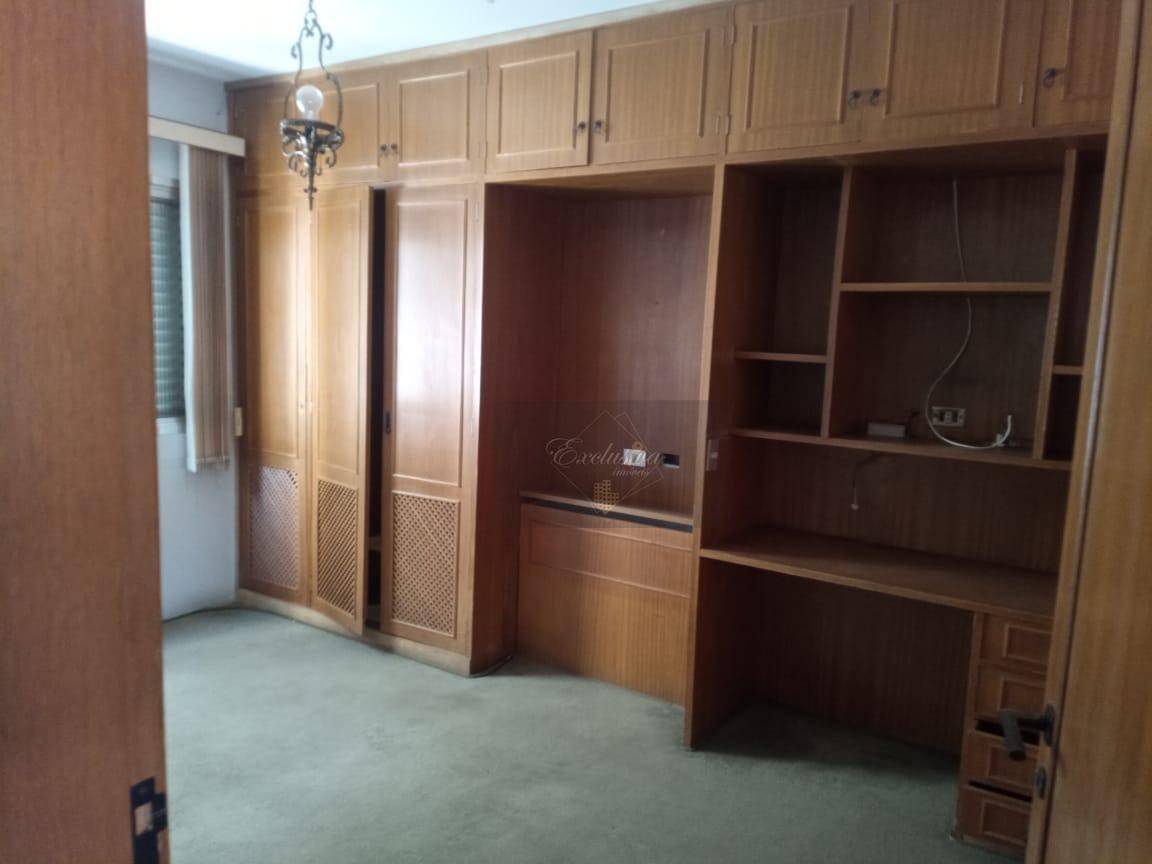 Apartamento à venda com 4 quartos, 237m² - Foto 19