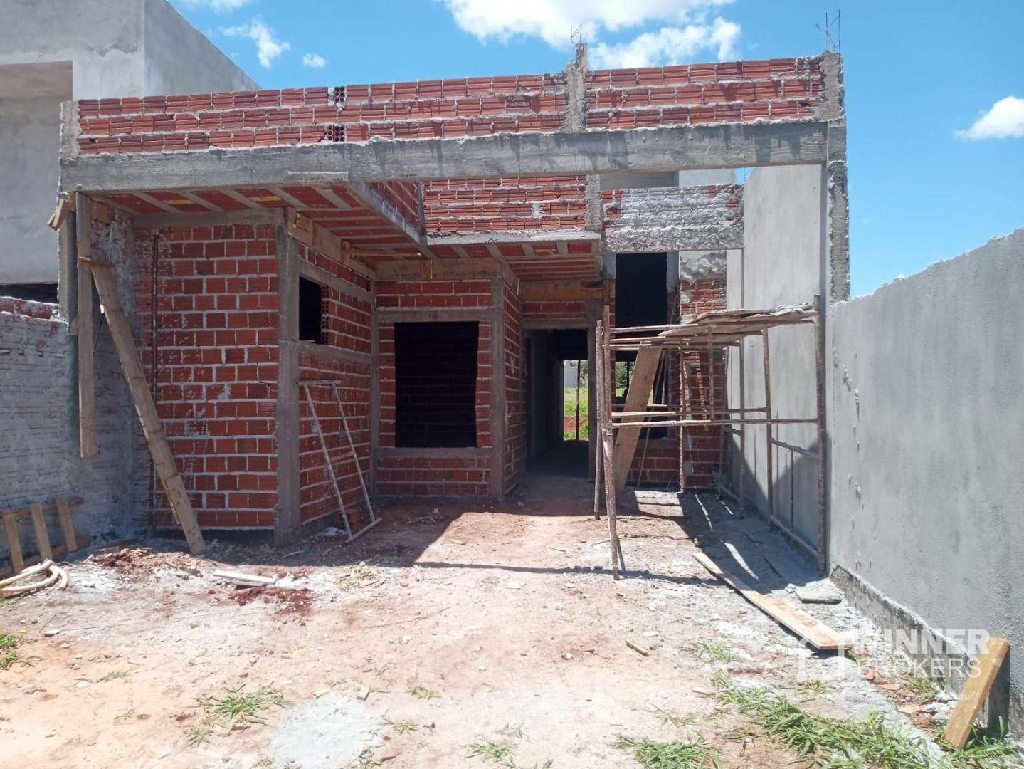 Casa à venda com 3 quartos, 80m² - Foto 1