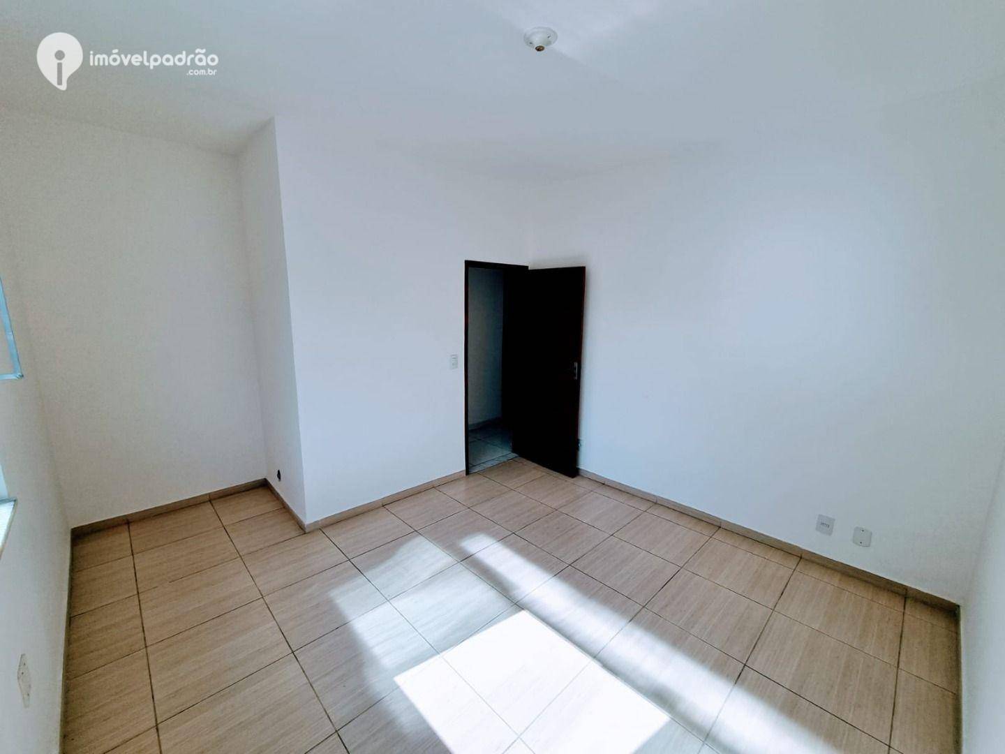 Apartamento à venda com 2 quartos, 70m² - Foto 17