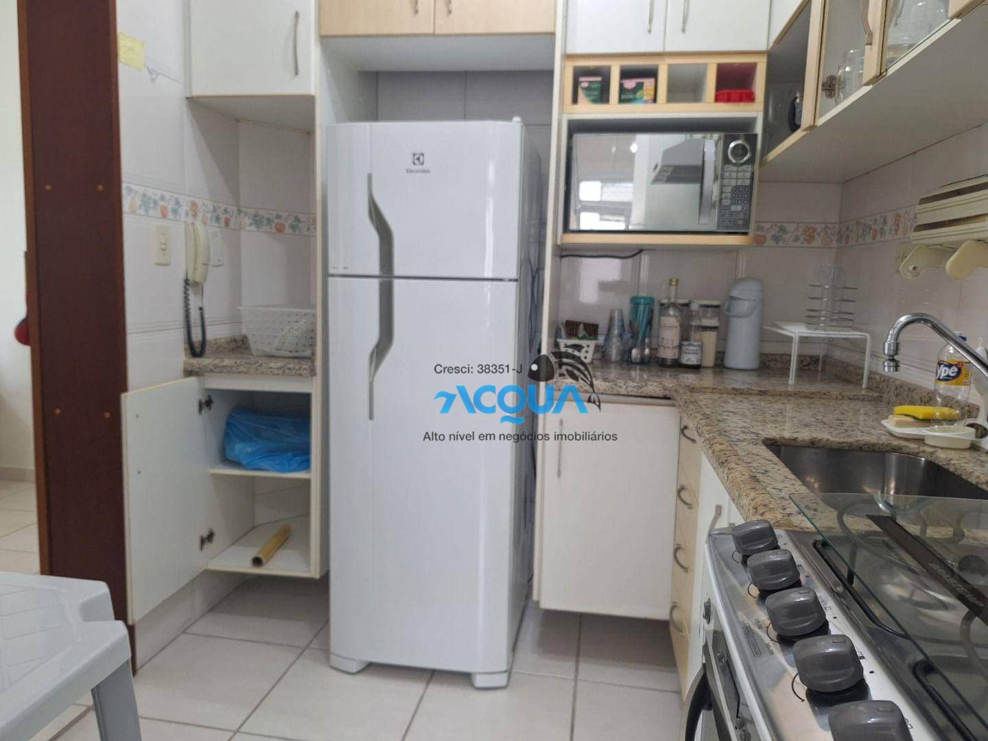 Apartamento à venda com 2 quartos, 75m² - Foto 5