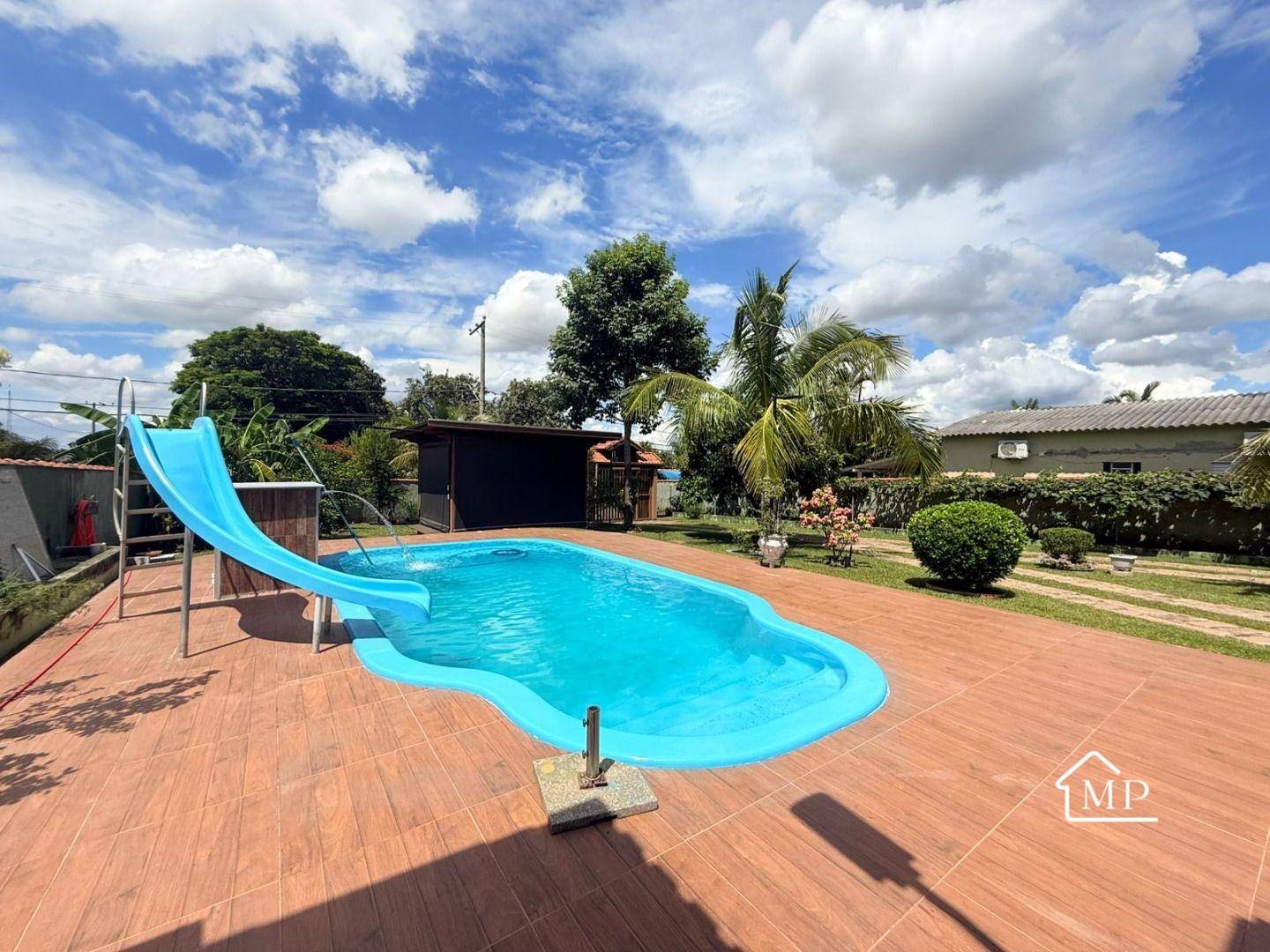 Chácara, 3 quartos, 1000 m² - Foto 1