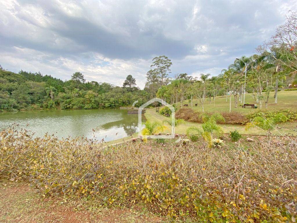 Casa de Condomínio à venda com 3 quartos, 240m² - Foto 48