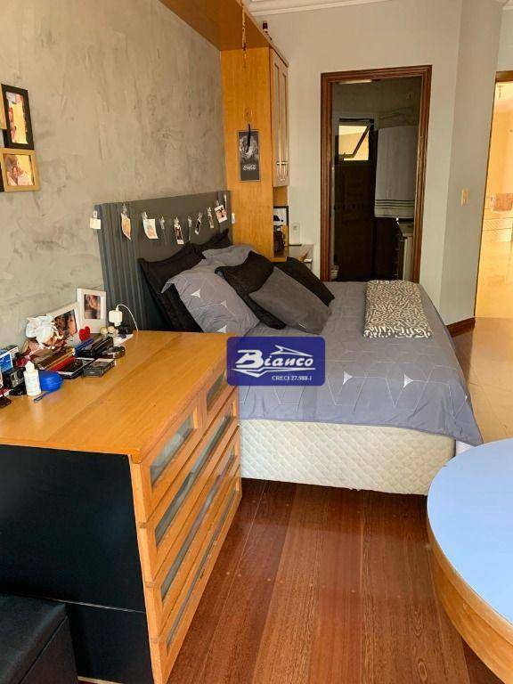 Sobrado à venda com 3 quartos, 330m² - Foto 31