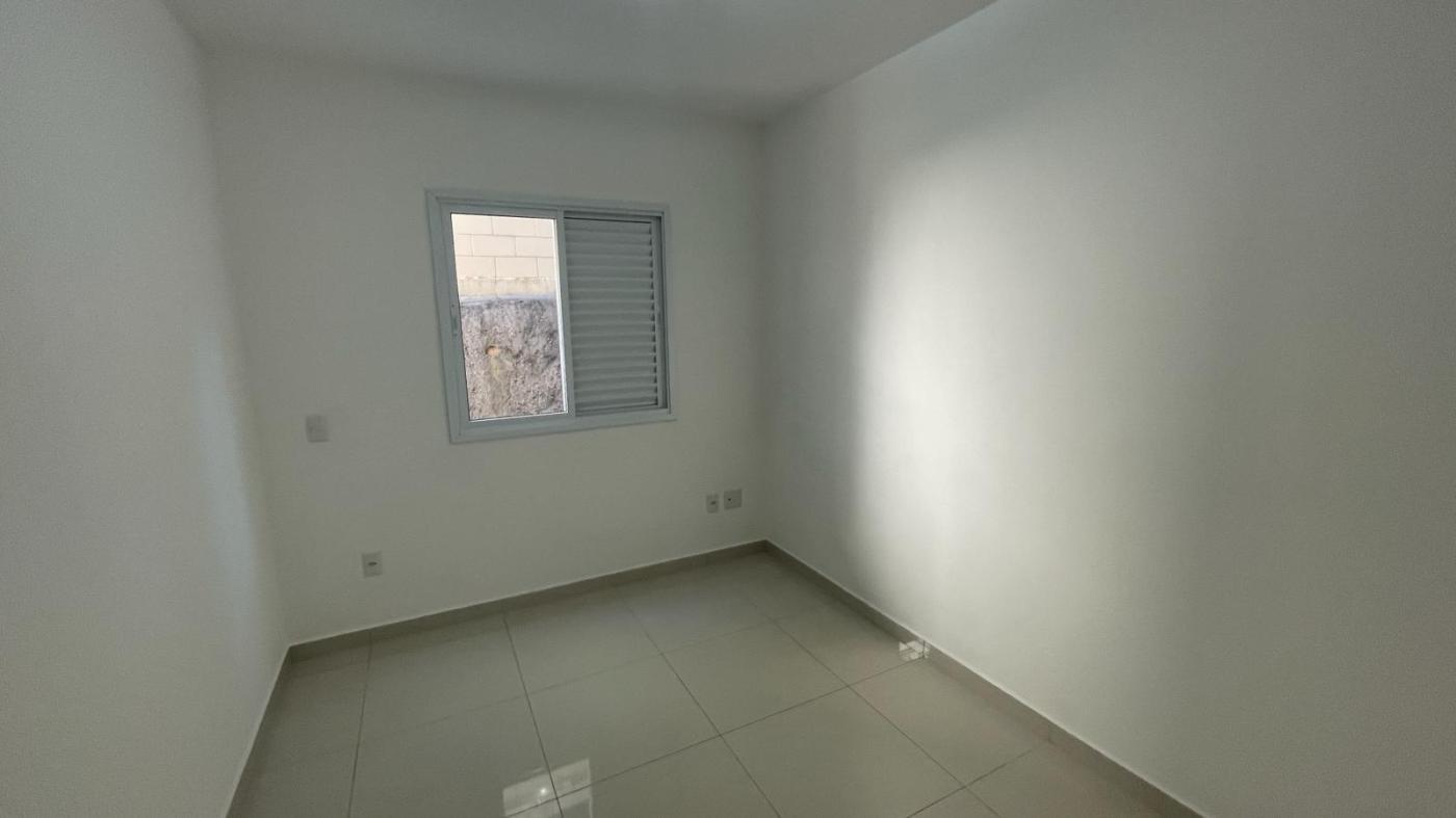 Apartamento à venda com 3 quartos, 77m² - Foto 13