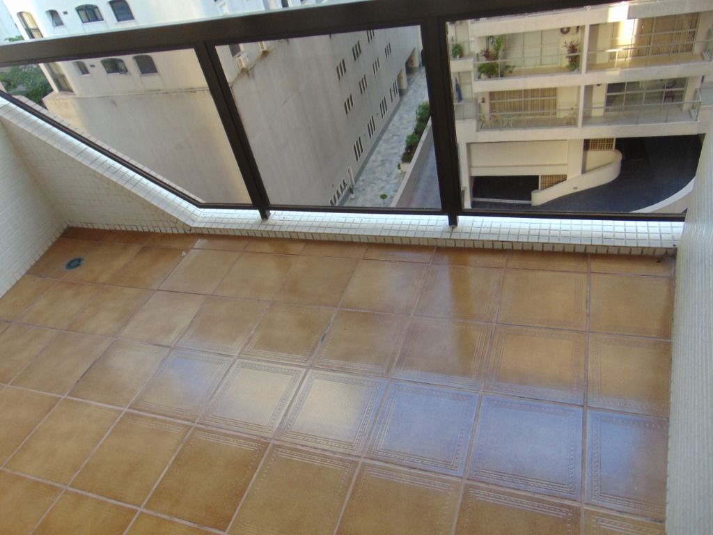 Apartamento à venda com 3 quartos, 120m² - Foto 5