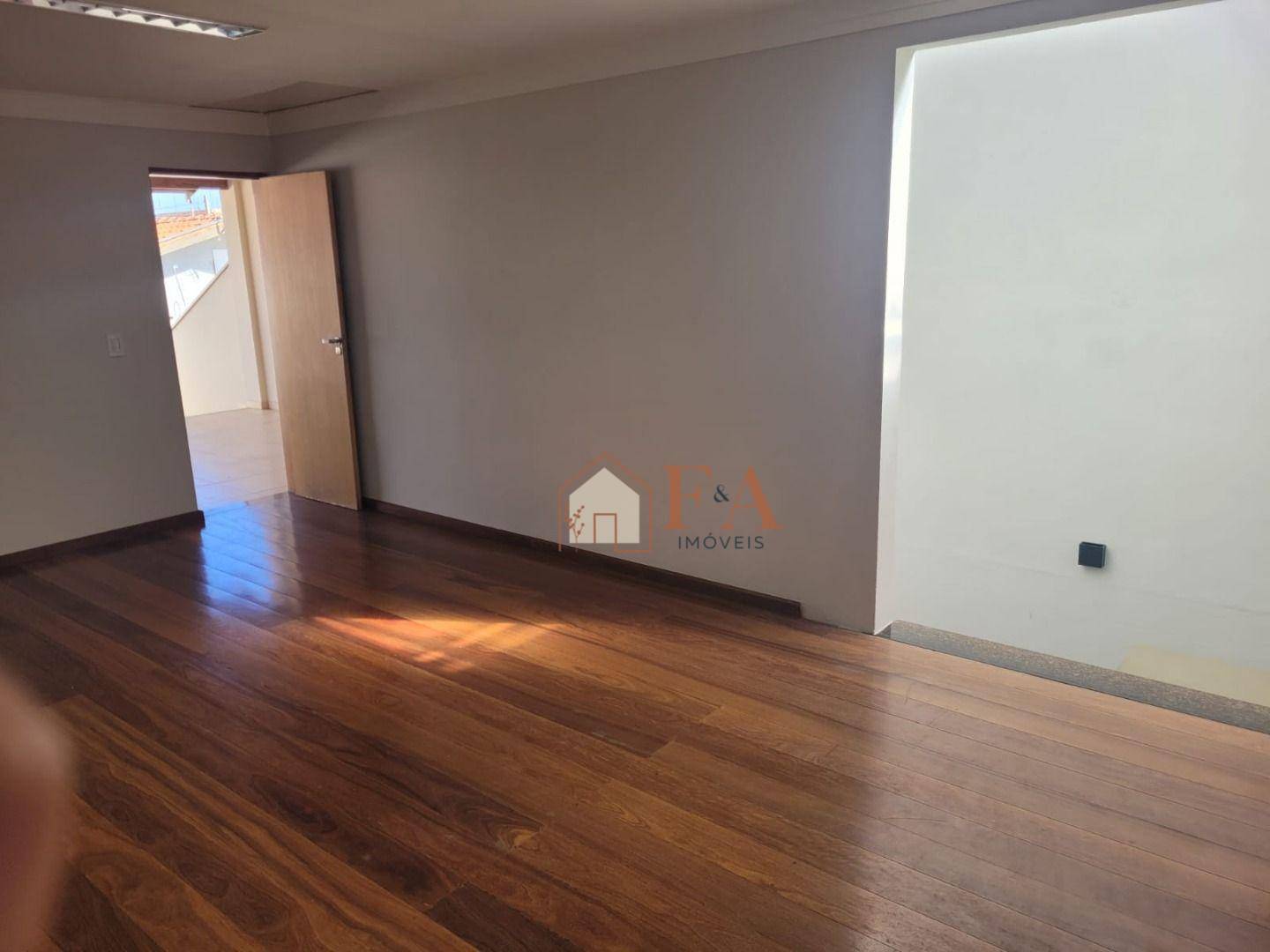 Casa à venda com 3 quartos, 205m² - Foto 25