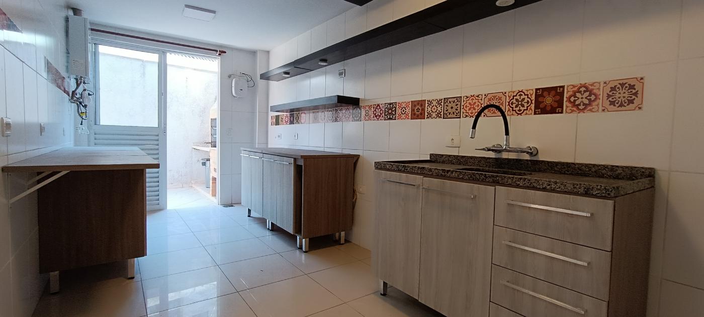 Sobrado à venda com 3 quartos, 186m² - Foto 7