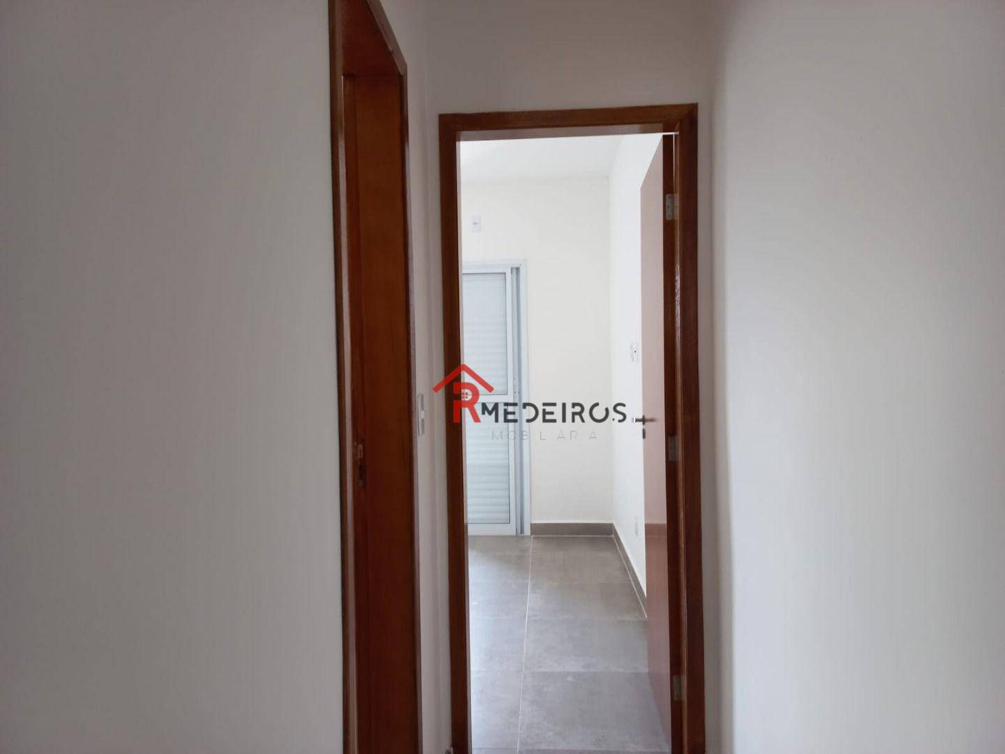 Casa à venda com 2 quartos, 57m² - Foto 10