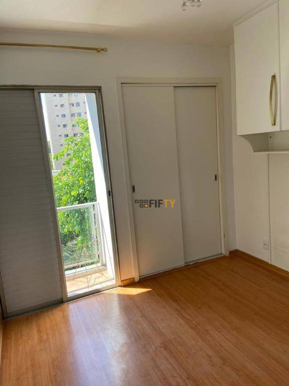 Apartamento à venda com 3 quartos, 76m² - Foto 13