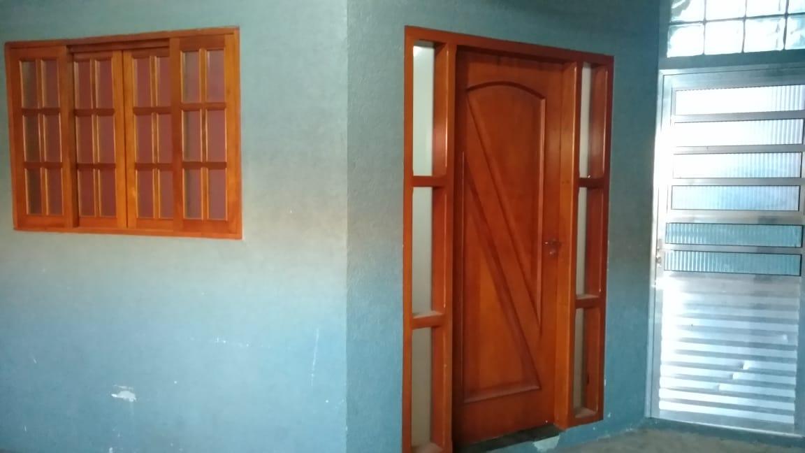 Sobrado à venda com 3 quartos, 250m² - Foto 2