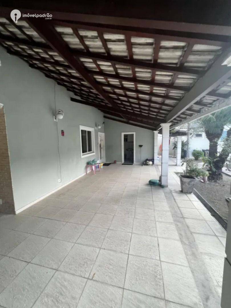 Casa à venda com 5 quartos, 870m² - Foto 4