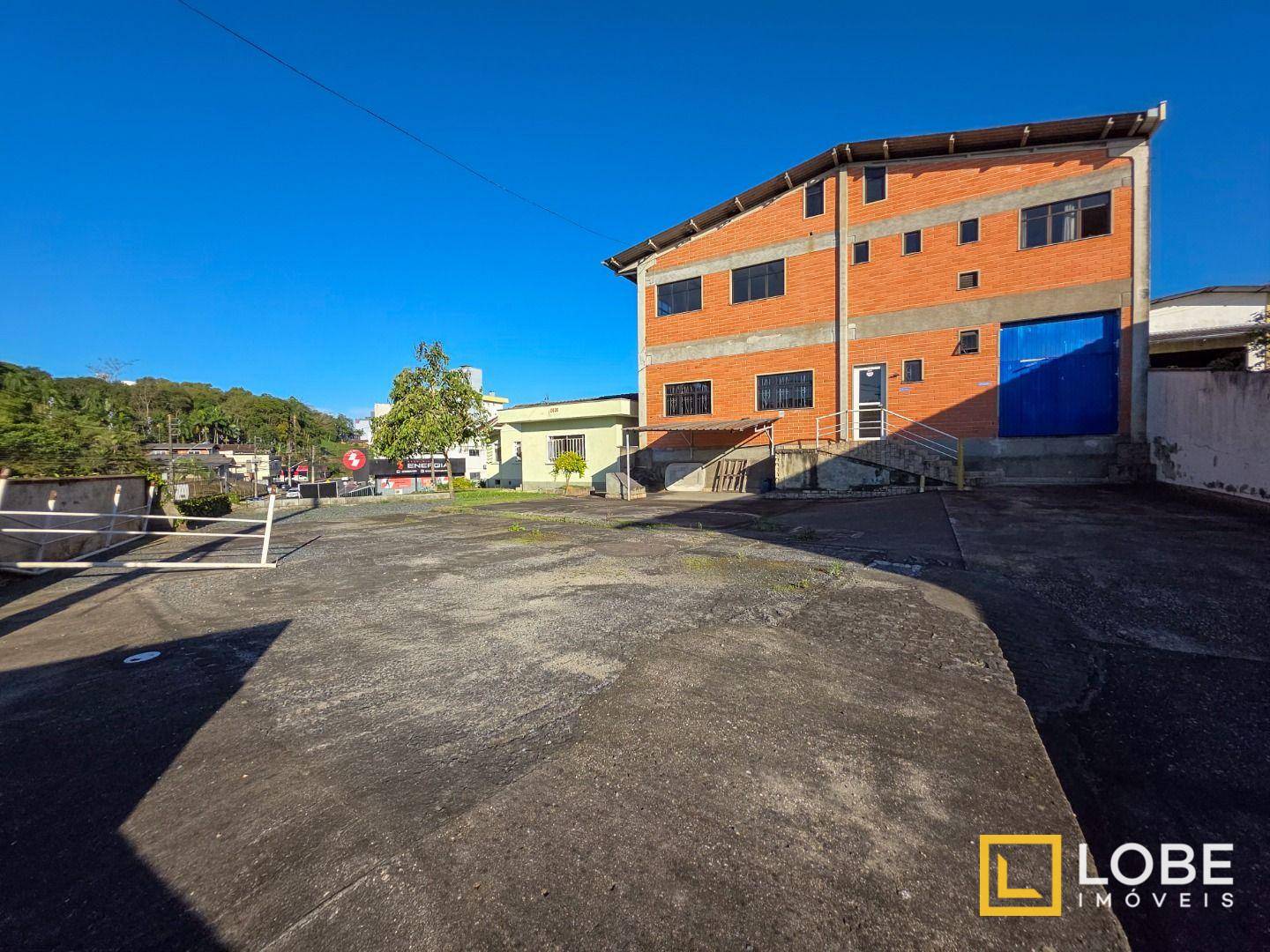 Depósito-Galpão, 737 m² - Foto 1