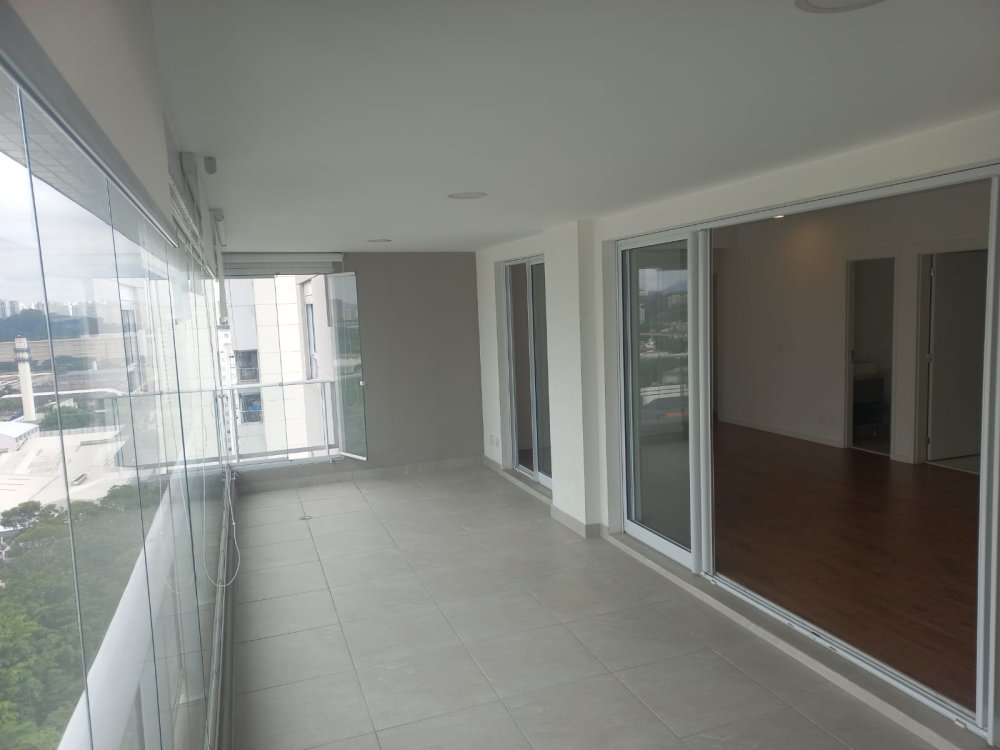 Apartamento à venda com 3 quartos, 134m² - Foto 21