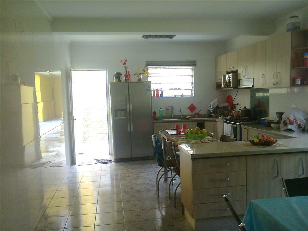 Sobrado à venda com 3 quartos, 137m² - Foto 9