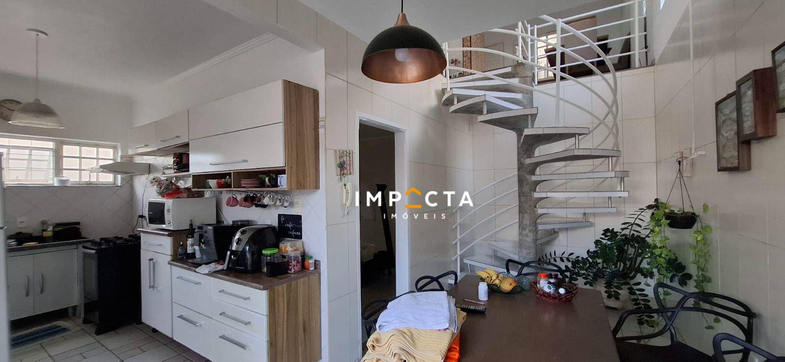 Casa à venda com 3 quartos, 207m² - Foto 13
