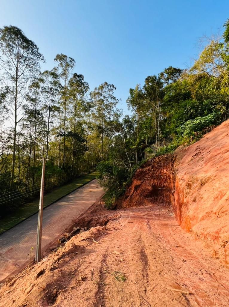 Terreno à venda, 1900M2 - Foto 6