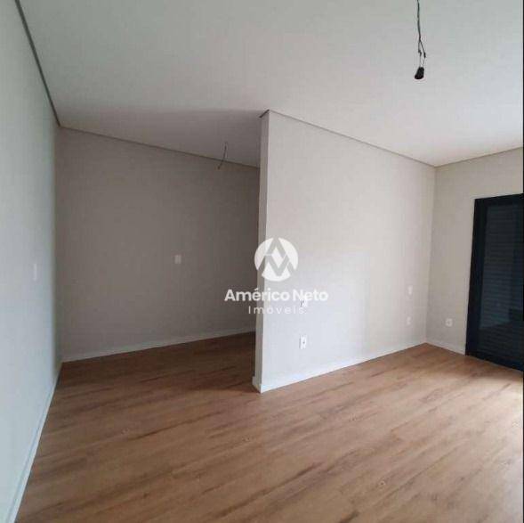 Sobrado à venda com 3 quartos, 220m² - Foto 7