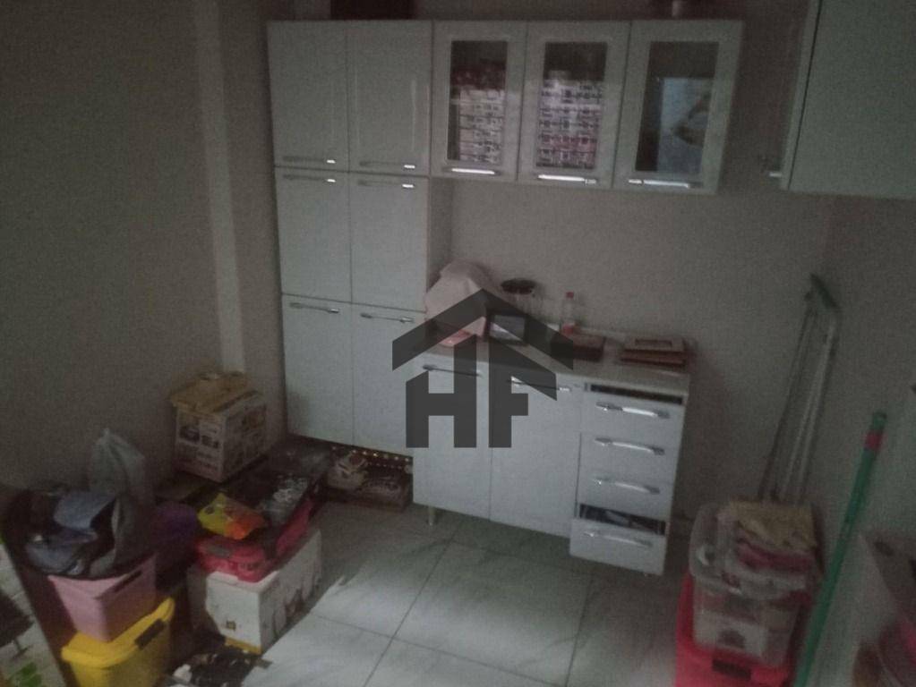 Apartamento à venda com 3 quartos, 100m² - Foto 15