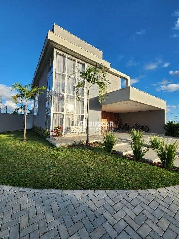 Casa de Condomínio à venda com 4 quartos, 280m² - Foto 1