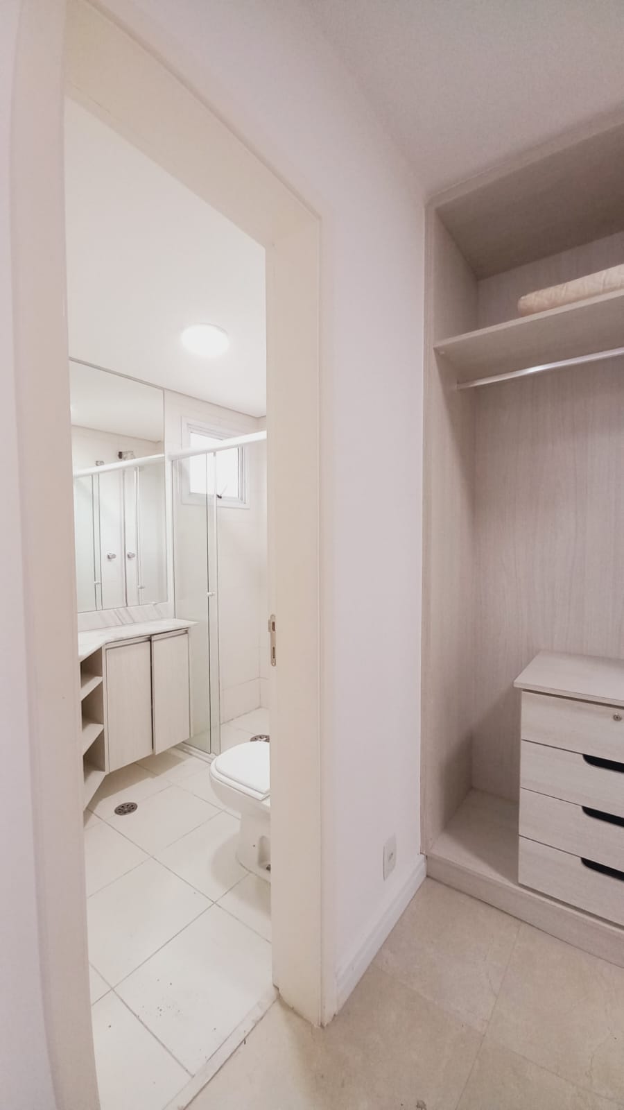 Apartamento à venda com 3 quartos, 123m² - Foto 11