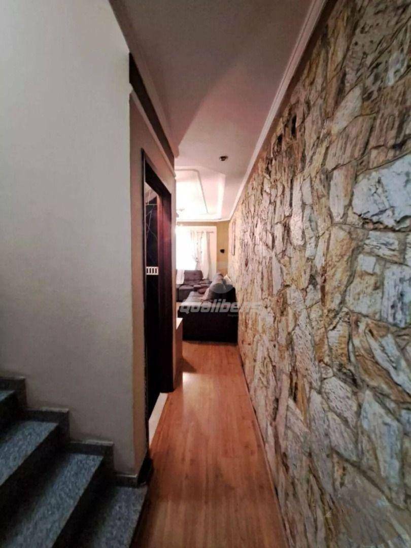 Sobrado à venda com 3 quartos, 245m² - Foto 2