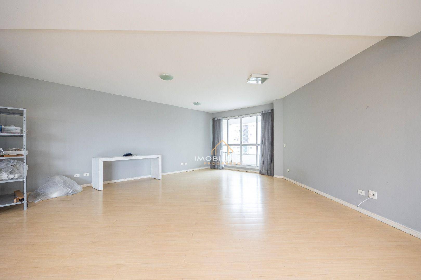 Apartamento à venda com 4 quartos, 215m² - Foto 17