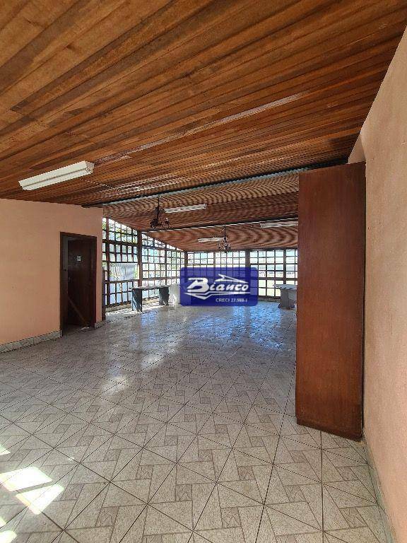 Sobrado à venda com 3 quartos, 800m² - Foto 52