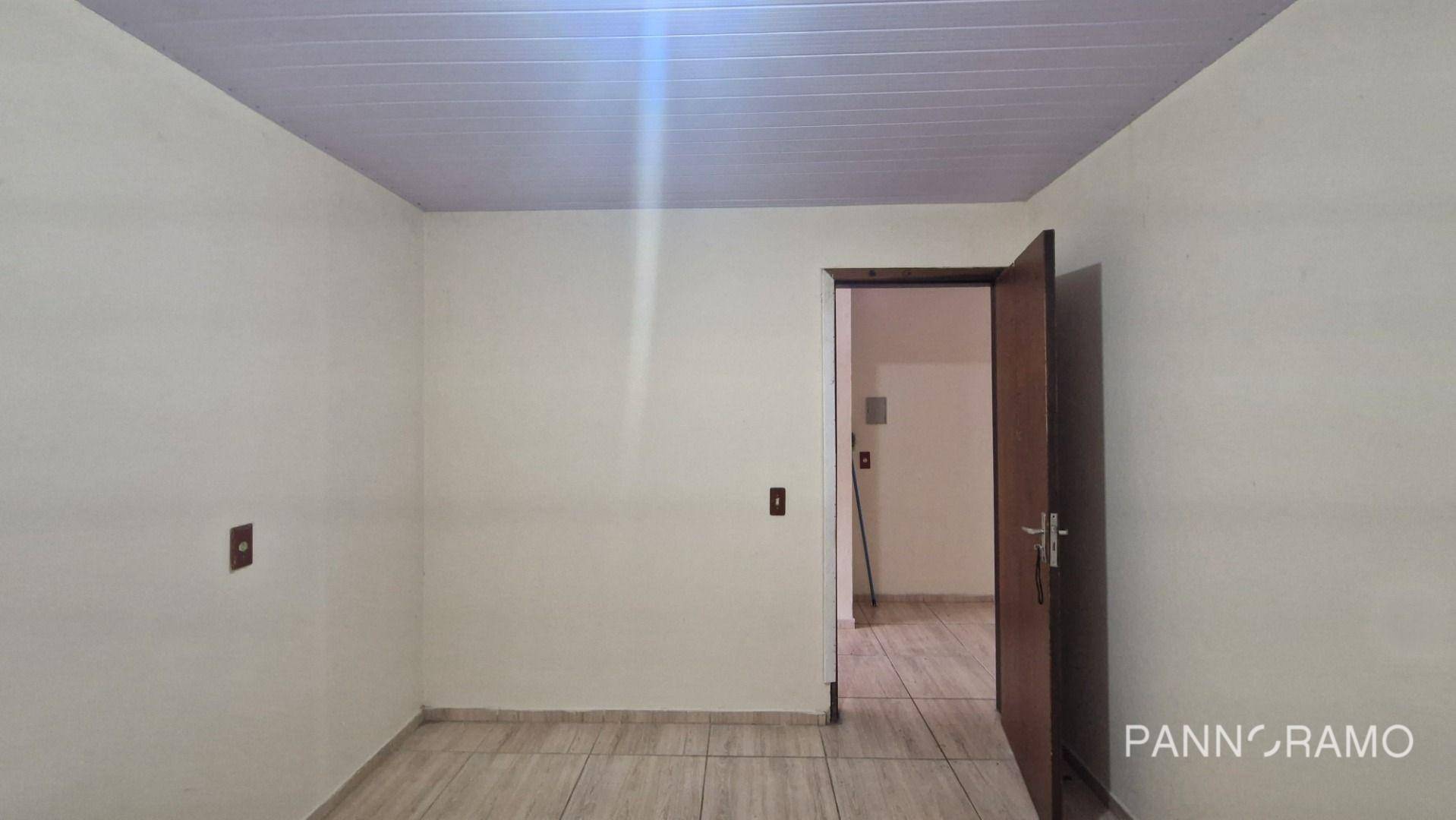 Casa para alugar com 4 quartos, 160m² - Foto 11