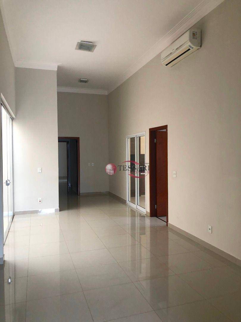 Casa à venda com 3 quartos, 180m² - Foto 3