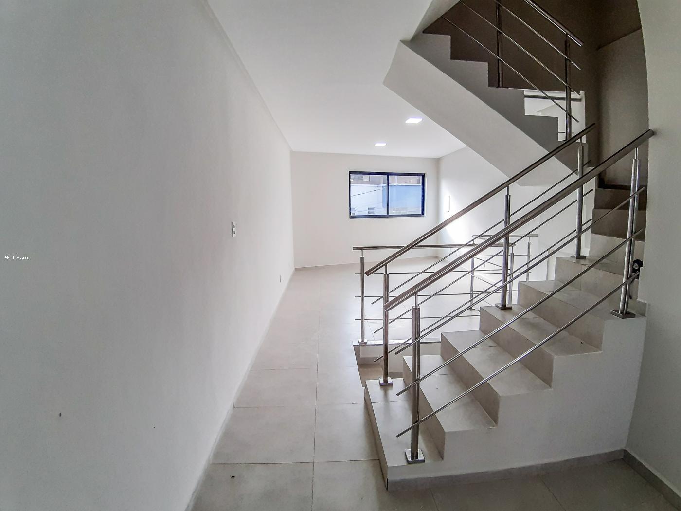 Casa à venda com 3 quartos, 140m² - Foto 4