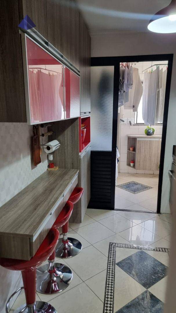 Apartamento à venda com 3 quartos, 93m² - Foto 24