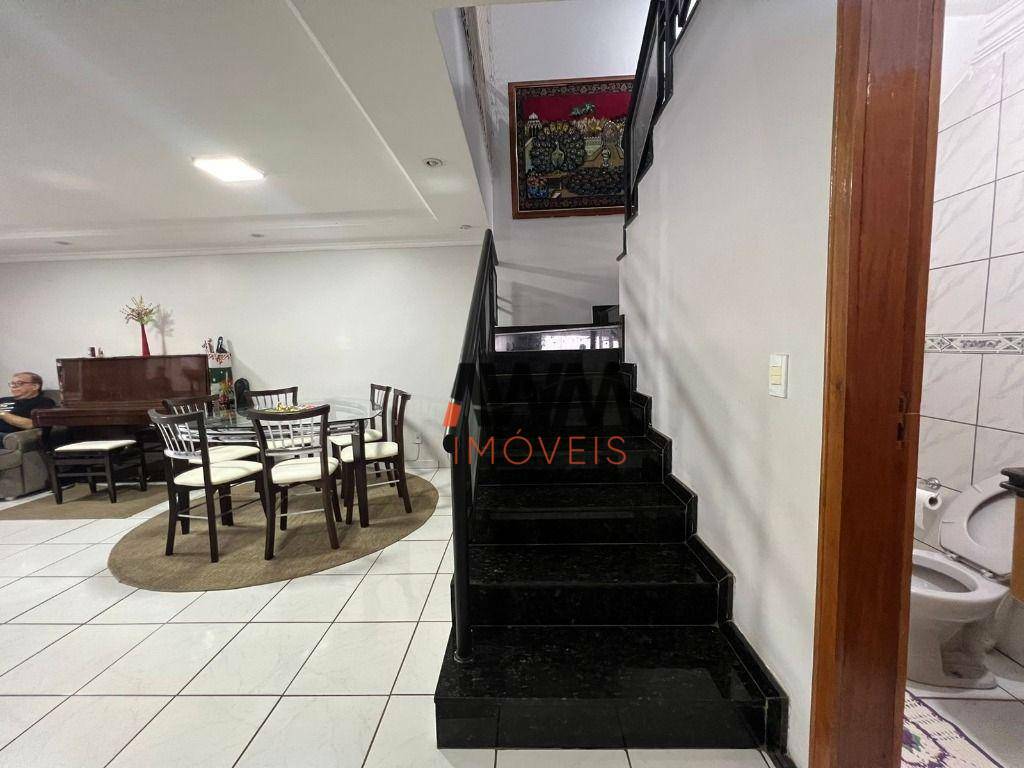 Sobrado à venda com 4 quartos, 229m² - Foto 15