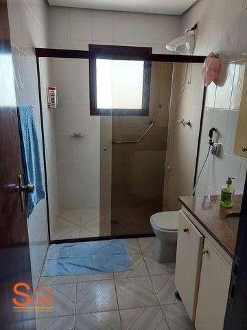 Apartamento à venda com 3 quartos, 137m² - Foto 18