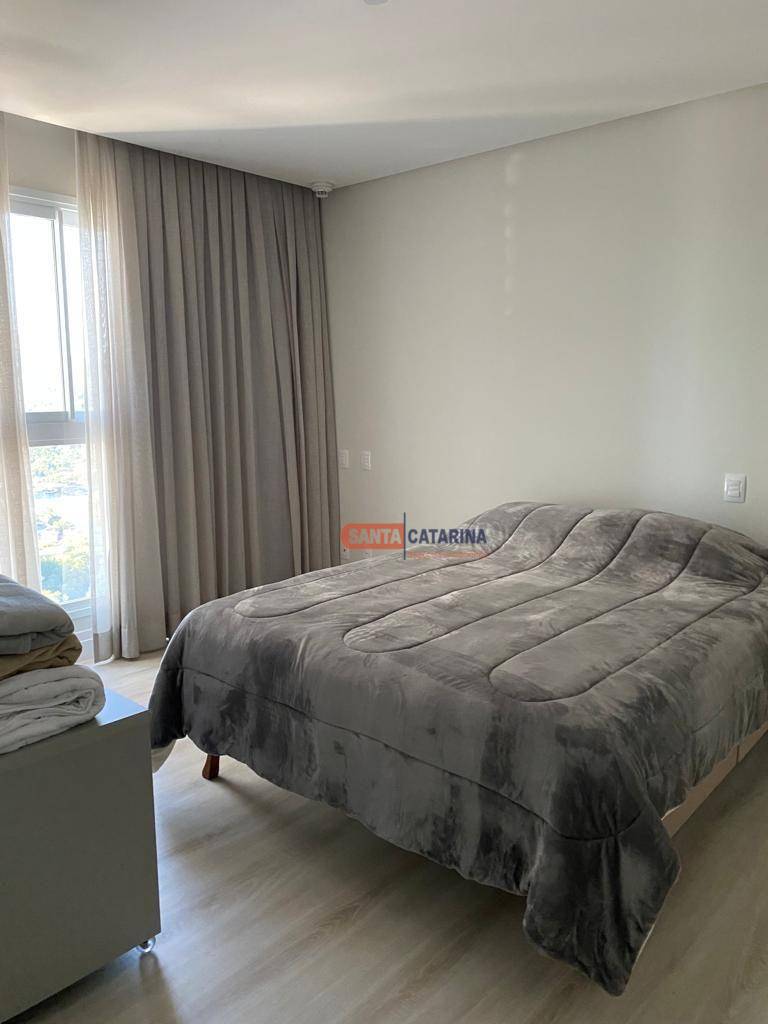 Apartamento à venda com 4 quartos, 291m² - Foto 16