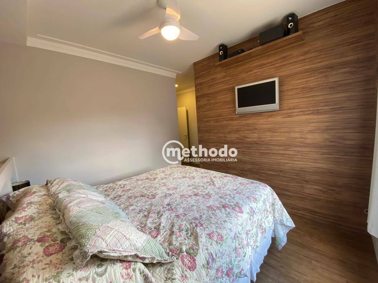 Casa de Condomínio à venda com 3 quartos, 230m² - Foto 32