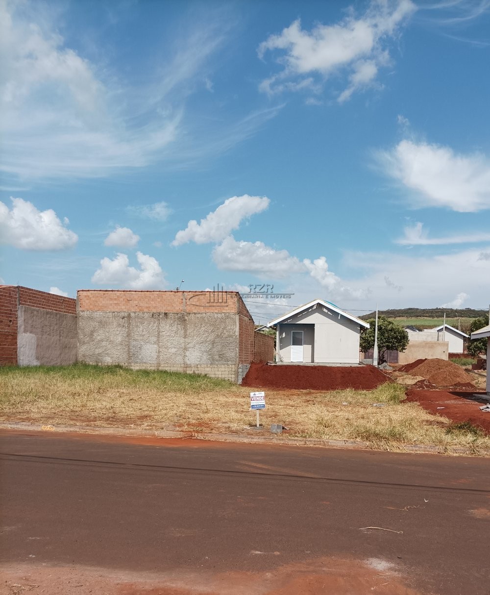 Terreno à venda, 200m² - Foto 1