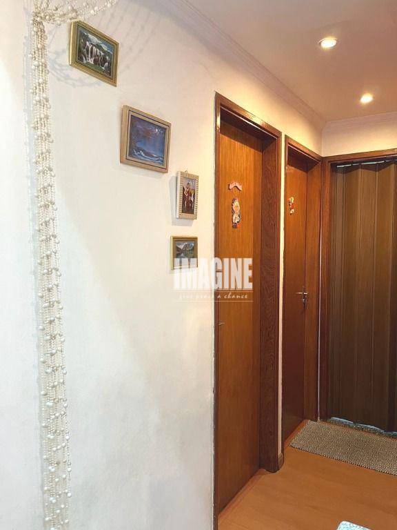 Apartamento à venda com 2 quartos, 52m² - Foto 5