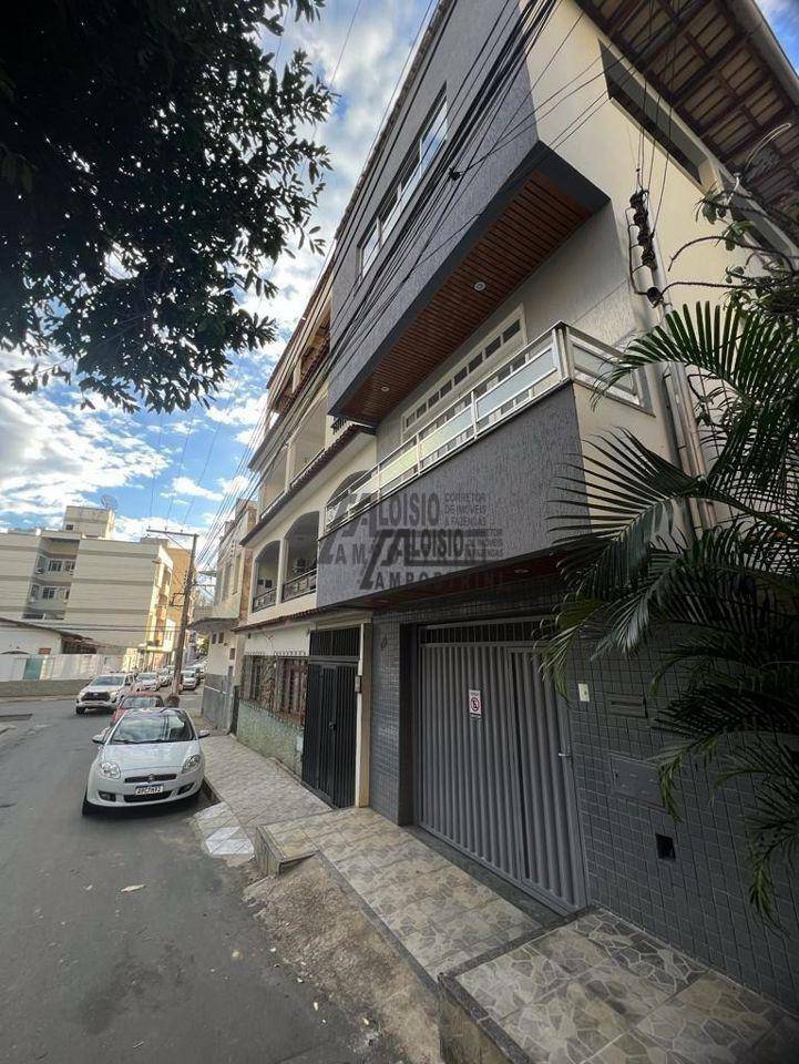 Casa à venda com 4 quartos, 180m² - Foto 3